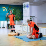 Szkolenia z pierwszej pomocy przedmedycznej - część praktyczna, pokaz