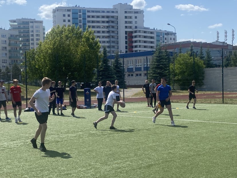 Nietypowa lekcja wychowania fizycznego – rugby tag - ćwiczenia podań w zespole
